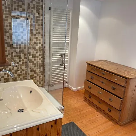 Kleines, Gemütliches Haus In Apartment Bonn