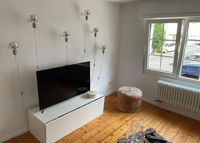 Kleines, Gemuetliches Haus In *